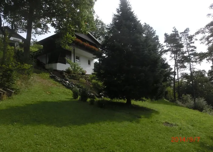 Im Ederbergland 펜션 *